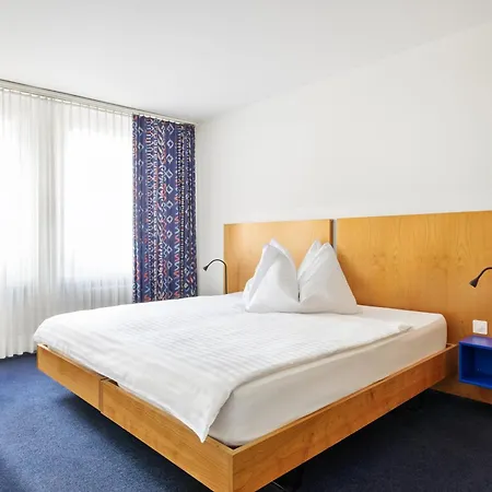 Merian Am Rhein Hotel 4*